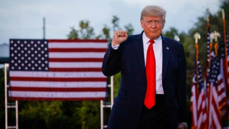 Während Trump an seinem politischen Comeback arbeitet, gehen seine ehemaligen Mitarbeiter mit ihm hart ins Gericht. (Bild: AFP/Getty Images/Eva Marie Uzcategui)