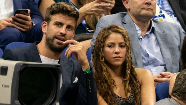 Shakira und der um zehn Jahre jüngere Fußballer Gerard Piqué waren von 2010 bis Juni 2022 liiert. (Bild: APA/Photo by Don EMMERT/AFP)