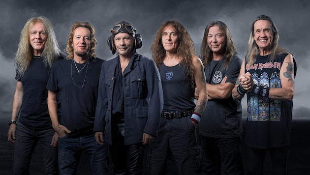 British heavy metal legends Iron Maiden in their current full line-up. (Bild: (C)Barracuda Music)