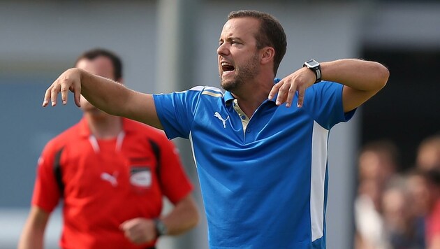 Als Trainer kehrte Steiner 2009 zurück ins Fußballgeschäft und stieg etwa mit dem FC Pinzgau 2014 in die Westliga auf. (Bild: ANDREAS TRÖSTER)