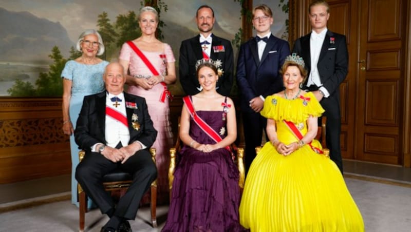 Prinzessin Ingrid Alexandra mit ihrer Familie (Bild: Lise Åserud / NTB / AFP)