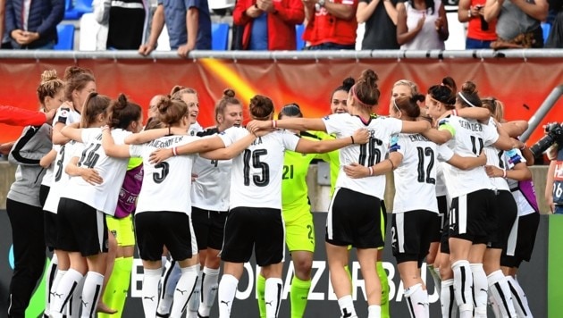 2017 sorgten Österreichs Fußballfrauen mit dem Einzug in das EM-Semifinale für ein Sommermärchen. Das wollen sie heuer wiederholen. (Bild: AFP/DANIEL MIHAILESCU)