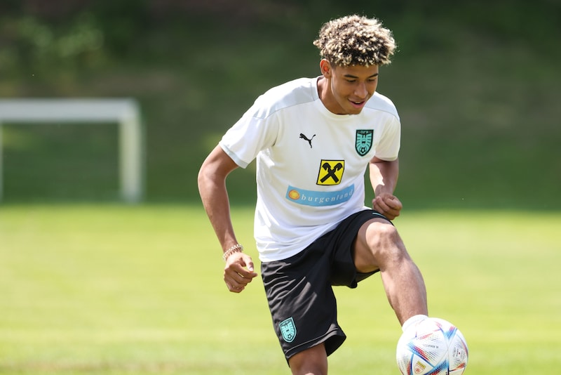 VOESENDORF,AUSTRIA,17.JUN.22 - SOCCER - UEFA Under-19 European Championship, OEFB international match, group stage, England vs Austria, preview, training. Image shows Justin Omoregie (AUT). Photo: GEPA pictures/ Armin Rauthner (Bild: GEPA pictures)