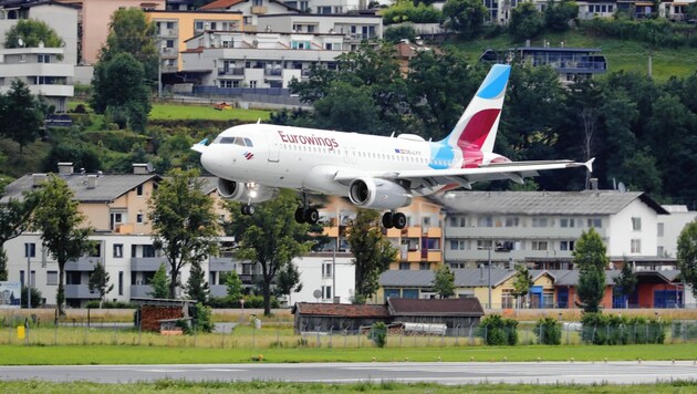 Am Sonntag hob keine Eurowings-Maschine vom Innsbrucker Flughafen ab. (Bild: Christof Birbaumer)