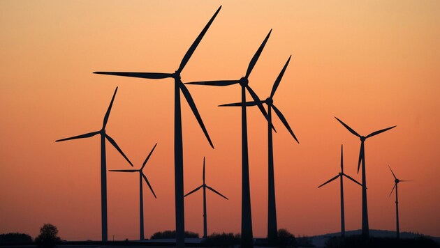 Die ÖVP will mit einem Antrag im Juli die Akzeptanz bei Windkraft- anlagen im Land noch weiter erhöhen. (Bild: Uwe Zucchi)