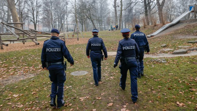 Nach dem Vorfall hat die Polizei ihre Präsenz im Lehener Park verstärkt (Bild: Tschepp Markus)
