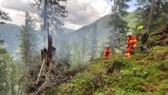 Einsatz nach Blitzeinschlag in Mayrhofen im Zillertal. (Bild: zoom.tirol)