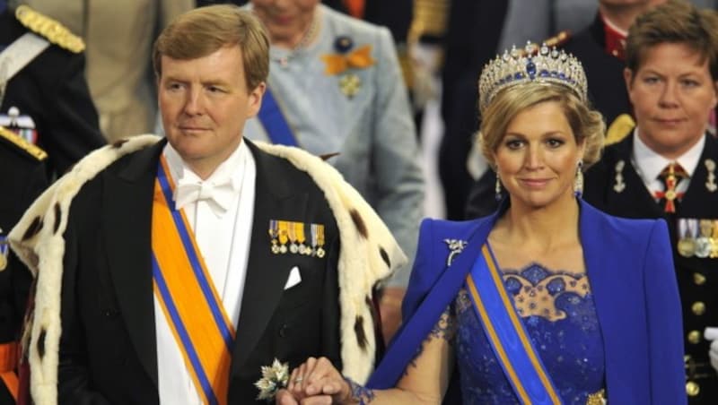 Der niederländische König Willem-Alexander und Königin Maxima bei der Amtseinführung des neuen Königs in der Nieuwe Kerk (Neue Kirche) in Amsterdam (Bild: FRANK VAN BEEK / EPA / picturedesk.com)