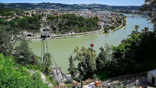 Die Westring-Brückenbaustelle dürfte um 35 Millionen Euro teurer als geplant werden (Bild: Alexander Schwarzl)