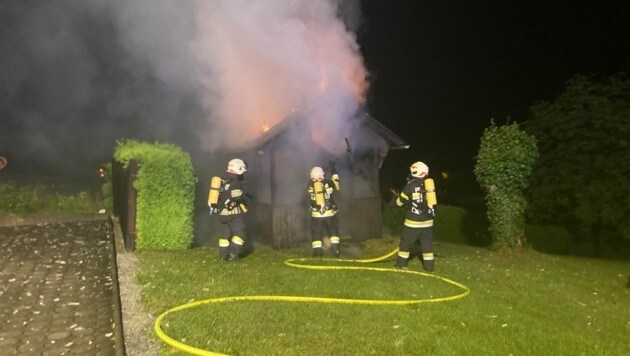Die Feuerwehr musste in der Nacht ausrücken (Bild: BFV Fürstenfeld)