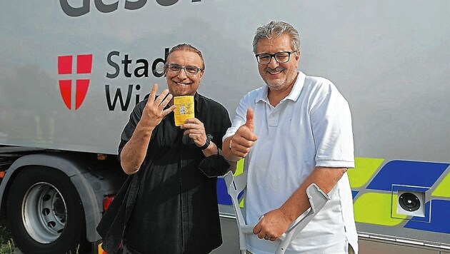 Rudi Dolezal und Stadtrat Hacker (SPÖ) am Donauinselfest (Bild: Gerhard Bartel)