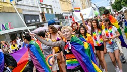 Nach der Pride gab es unschöne Szenen. (Bild: Alexander Schwarzl)