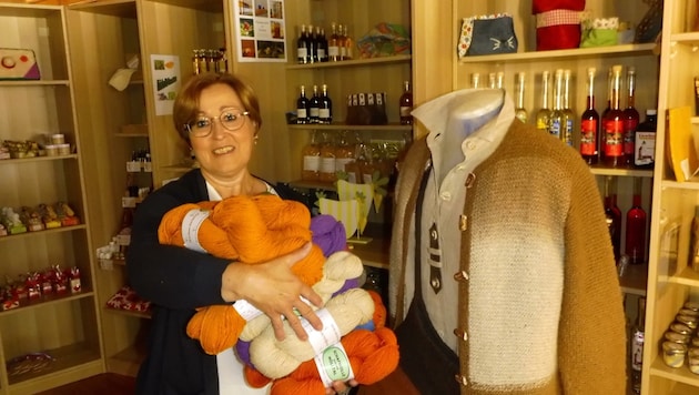 Silvia Gönitzer kümmert sich als Obfrau des Regionalvereins Großglockner um die Vermarktung der Produkte. (Bild: Dengel Waltraud)