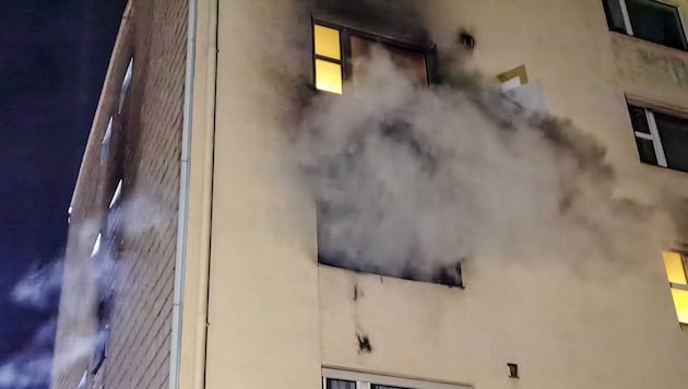 In dieser Wohnung in der Aribonenstraße in Salzburg legte der Mann Feuer (Bild: Tschepp Markus)