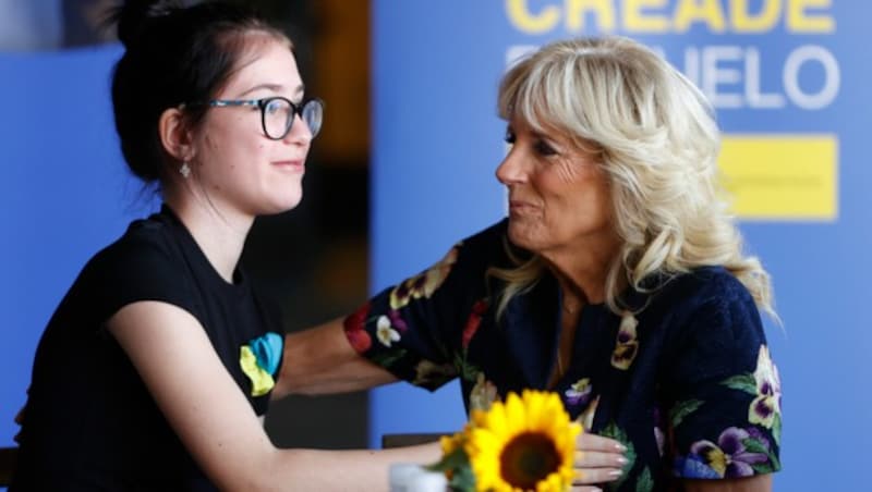 US-First Lady Jill Biden hat ein Aufnahmezentrum für Flüchtlinge aus der Ukraine besucht. (Bild: AP)