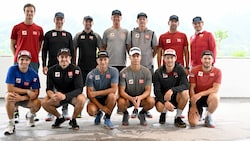 Das Ski Alpin RTL-Team mit (v.l.vorne) Roland Leitinger, Stefan Brennsteiner, Patrick Feurstein, Lukas Feurstein, Dominik Raschner, Christian Hirschbühl und (v.l.hinten) Betreuer Manuel Praschberger, Josef Percht-Jurlov, Günther Steiner, die Trainer Michael Pirchner, Wolfgang Erharter, ÖSV-Rennsportleiter Marko Pfeifer und ÖSV-Sportlicher Leiter Ski Alpin Herbert Mandl (Bild: APA/BARBARA GINDL)