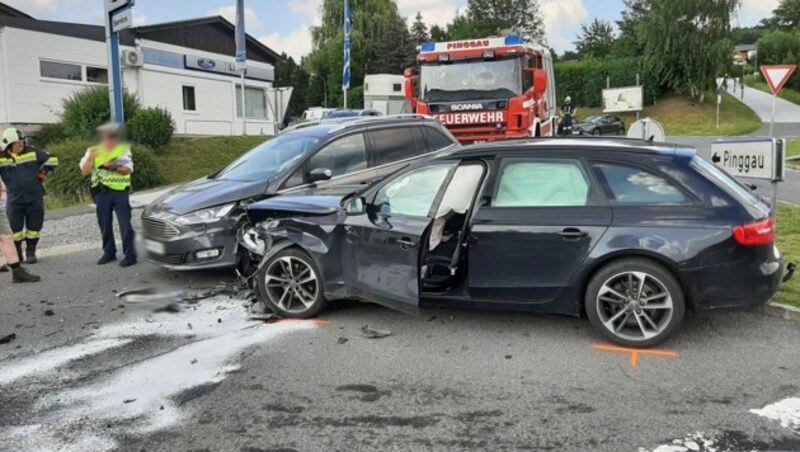Unfall in Pinggau (Bild: Einsatzdoku)