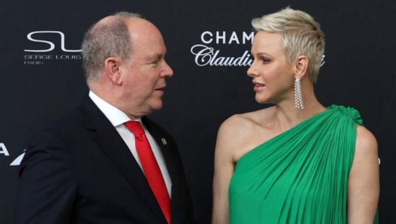 Fürst Albert und Fürstin Charlene (Bild: APA/Photo by Valery HACHE/AFP)