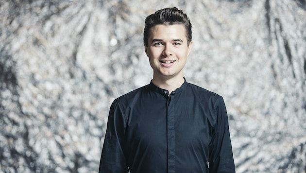 Dirigent Tobias Grabher im Portrait. (Bild: mathis.studio)