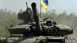 Die ukrainische Armee musste die Stadt Lyssytschansk aufgeben. (Bild: APA/AFP/Anatolii Stepanov)