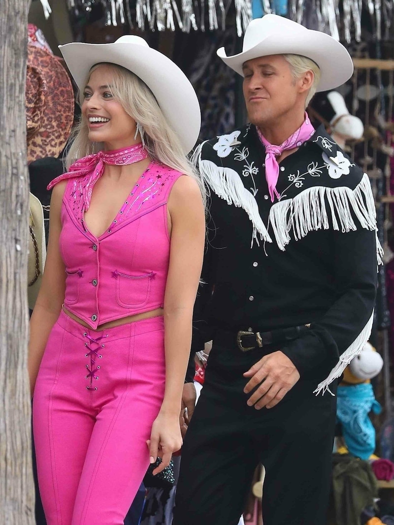 „Barbie“ Margot Robbie und „Ken“ Ryan Gosling‘s in Western-Outfits (Bild: www.PPS.at)