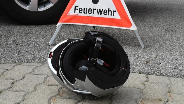 Der Motorradfahrer aus Peuerbach hatte nach dem Unfall in Eberschwang keine Überlebenschance (Bild: P. Huber)