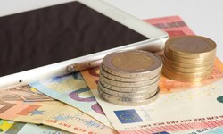Mehrere Hundert Euro Servicepauschale können über die Jahre bezahlt worden sein.