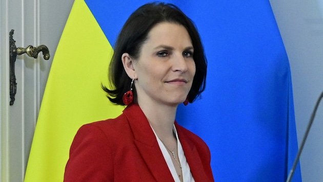 Europaministerin Karoline Edtstadler (ÖVP) (Bild: APA/HANS PUNZ)