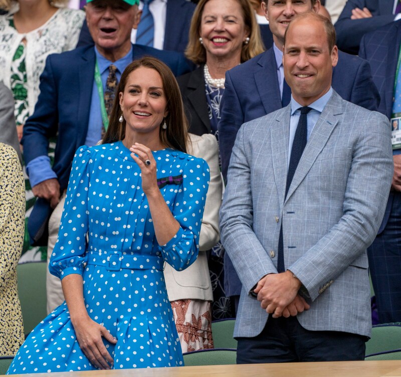 Der Wind in Wimbledon sorgte bei Herzogin Kate fast für einen Marilyn-Moment. (Bild: Giles Anderson / Camera Press / picturedesk.com)