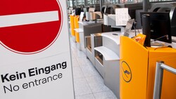 Das Bodenpersonal der deutschen AUA-Mutter Lufthansa hat seinen Warnstreik am Samstag mit Schichtbeginn um 7.10 Uhr beendet. (Bild: APA/dpa/Sven Hoppe)