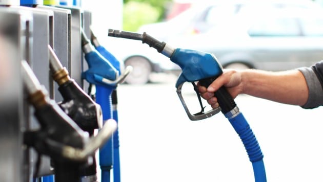 Der Dieselpreis ist derzeit unberechenbar. (Bild: mikemobil2014 - stock.adobe.com)
