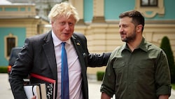 Aus Sicht Moskaus verliert der ukrainische Präsident Wolodymyr Selenskyj mit dem Rücktritt von Premier Boris Johnson einen wichtigen Unterstützer. (Bild: AP)