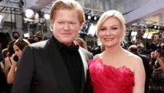 Jesse Plemons und Kirsten Dunst (Bild: 2022 Getty Images)