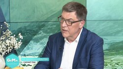 Der Chefarzt der Österreichischen Gesundheitskasse, Dr. Andreas Krauter. (Bild: krone.tv)