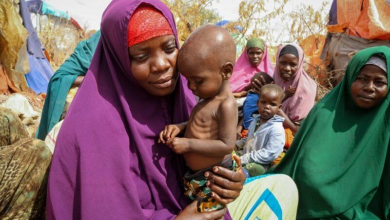 Rund 735 Millionen Menschen weltweit haben im Vorjahr an Hunger gelitten. (Bild: AP Photo/Farah Abdi Warsameh)