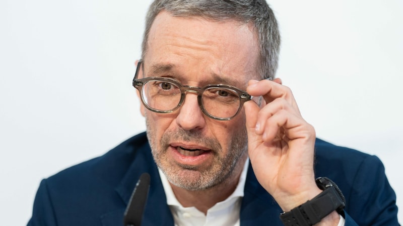 „Brandmauer“ gegen FPÖ-Bundesobmann Herbert Kickl (Bild: APA/Georg Hochmuth)