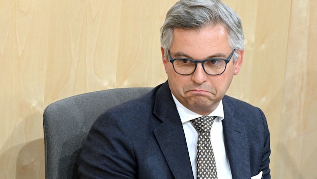 Rekordsteuern: Finanzminister Magnus Brunner spricht von Entlastung. (Bild: APA/ROLAND SCHLAGER)