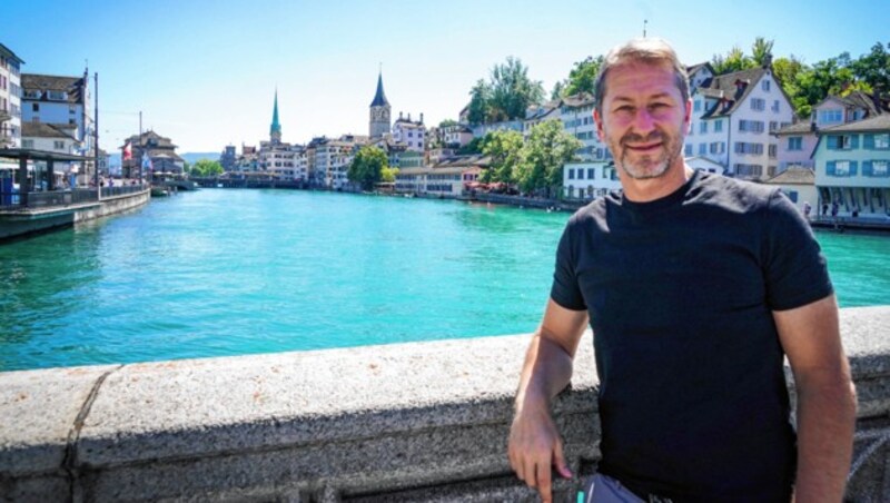 Franco Foda beim Limmat-Fluss in Zürich (Bild: Sepp Pail)