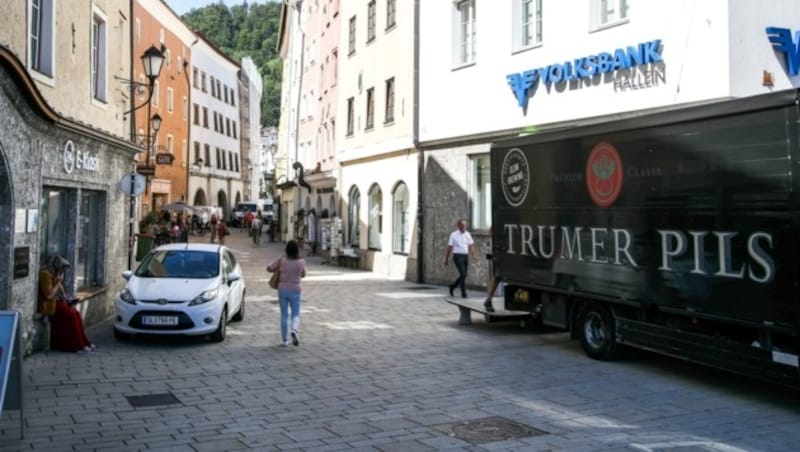 Nun steht an selber Stelle ein Bier-Lastwagen. (Bild: Tröster Andreas)