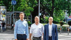 Nationalrat Nico Marchetti, Wolfgang Baumann und Daniel Soudek (alle ÖVP) fordern mehr Sicherheit für den Keplerplatz. (Bild: VP Favoriten)