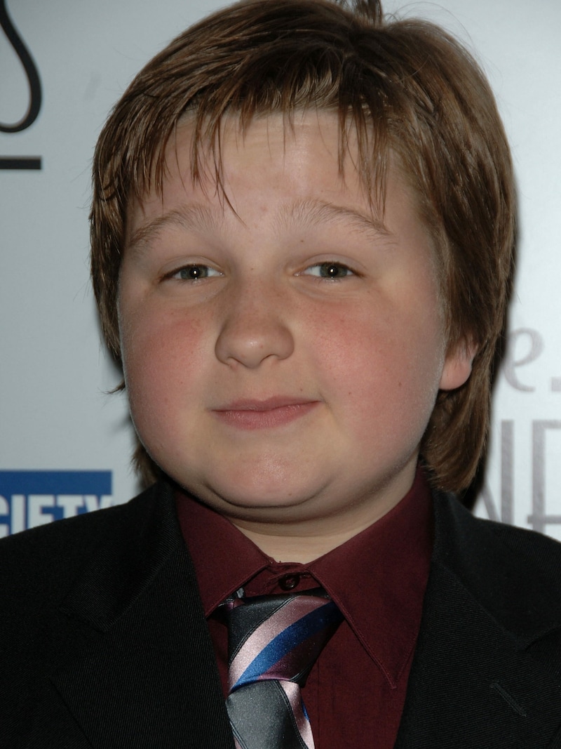 Schauspieler Angus T. Jones bei einem Event im Jahr 2007 in Beverly Hills (Bild: Photo by Stephen Shugerman/Getty Images)