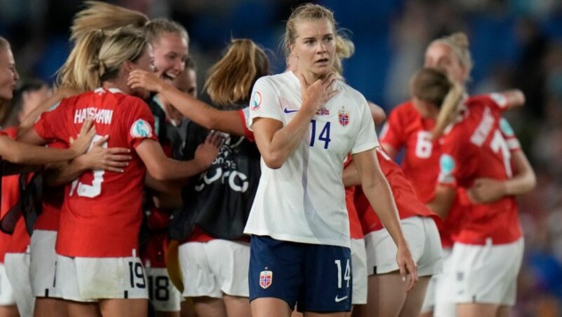 Große Enttäuschung bei Ada Hegerberg (Bild: AP)