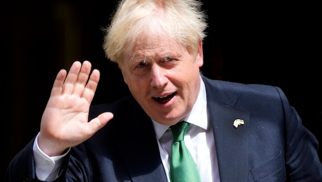 Boris Johnson volt brit miniszterelnököt július végén várják Salzburgba. (Bild: AP)