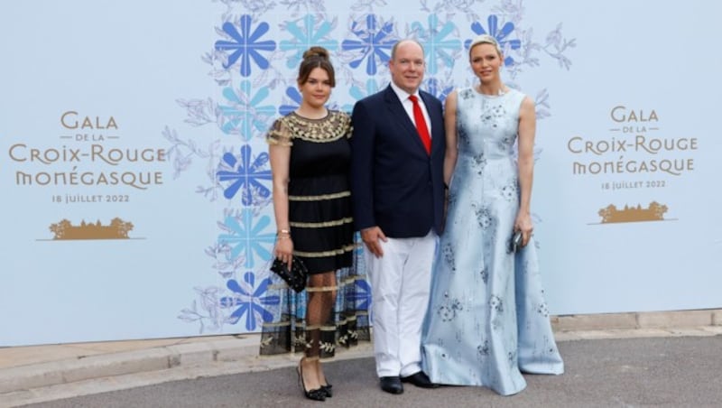 Camille Gottlieb, Fürst Albert und Fürstin Charlene (Bild: ERIC GAILLARD / REUTERS / picturedesk.com)