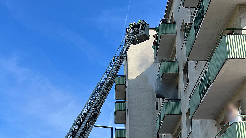 Der Brand konnte von den Einsatzkräften der Berufsfeuerwehr Wien rasch gelöscht werden. (Bild: Feuerwehr Wien)
