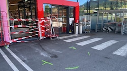 Hier kam es zu dem folgenschweren Zusammenstoß des Pkw mit dem Kinderwagen. (Bild: zoom.tirol)