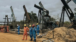 Öl- und Gaskonzerne sollen in der Demokratischen Republik Kongo nun noch mehr Explorationsgebiete erhalten. (Bild: APA/AFP/ALEXIS HUGUET)