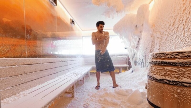 Eiskalte Erfrischung gibt es im „SnowRoom“ im AVITA Resort. (Bild: Roland Unger)