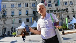 Der steirische Naturschutzbund-Präsident Johannes Gepp ist an Hitzetagen regelmäßig mit ...
