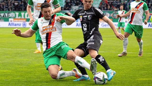 Kevin Wimmer (li.) steigt mit Rapid heute daheim in die Quali zur Conference League ein (Bild: Mario Urbantschitsch)